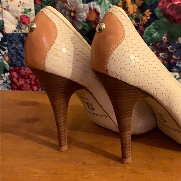 Gianni Bini Leather 4 1/2” Heels - Picture 6 of 8